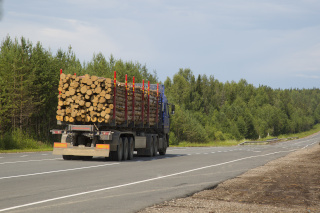 log truck