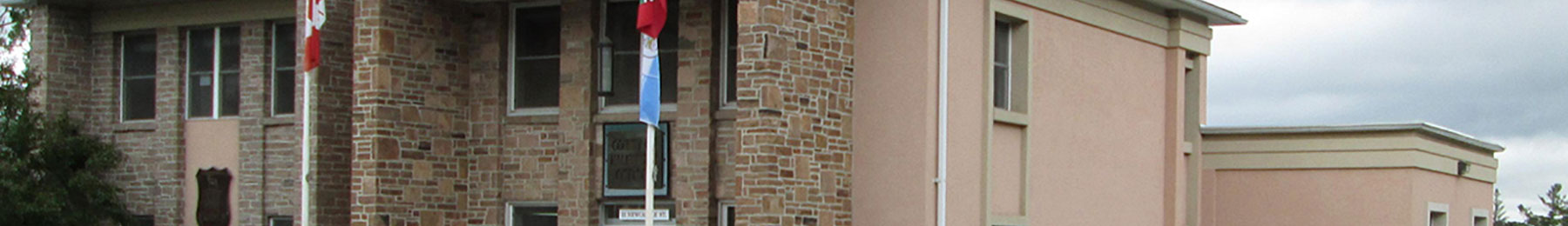 brown brick county building in minden ontario