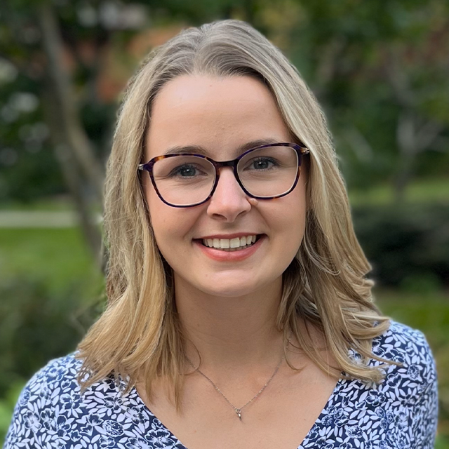 A picture of a female doctor